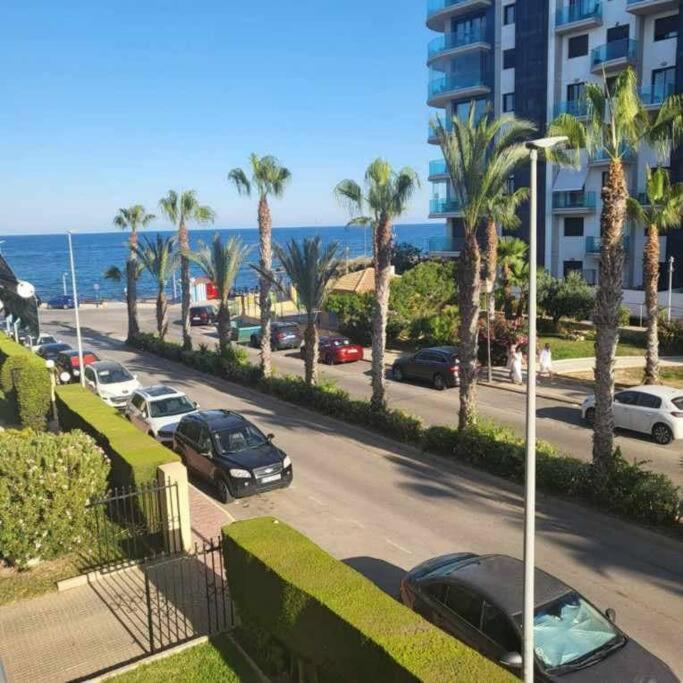 Apartament Punta Prima تورّيفيِخا المظهر الخارجي الصورة